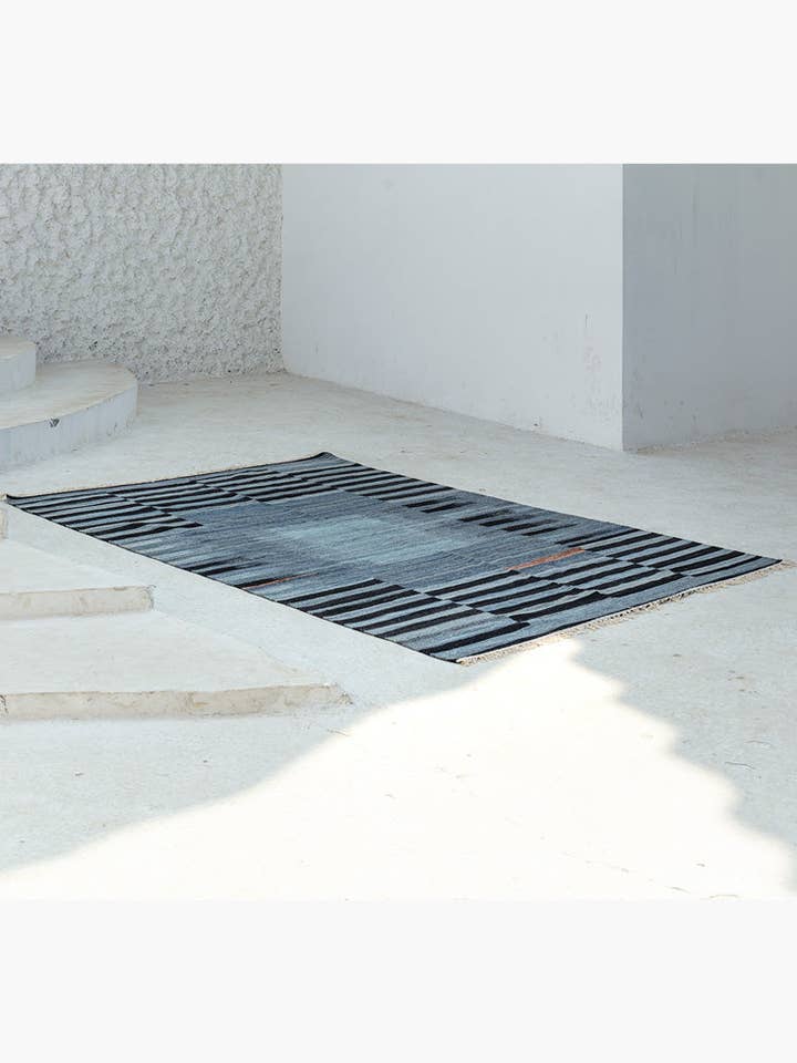 Tappeto RAIN Area per la vendita all'ingrosso da parte di Mark Krebs