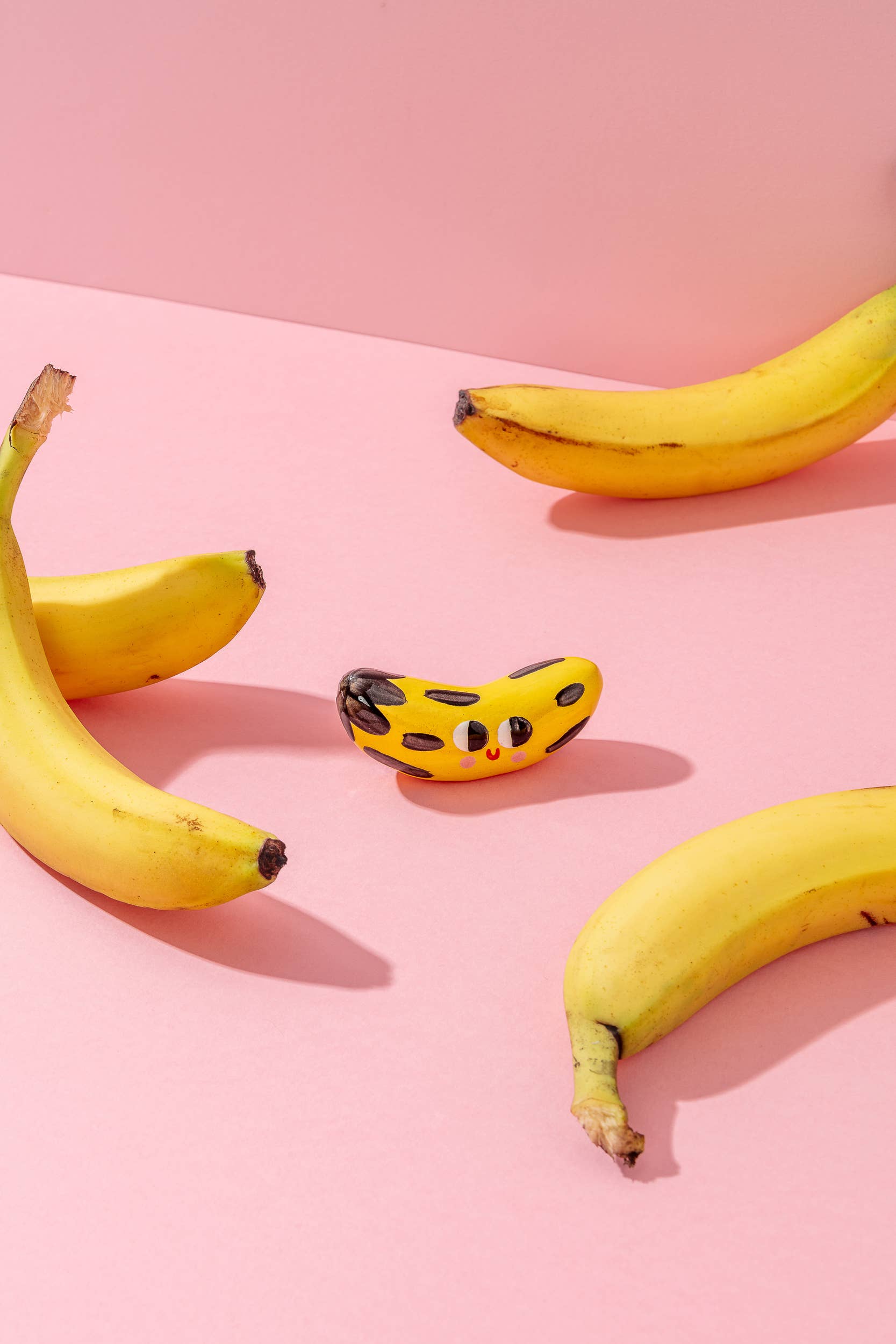 Ana Seixas – wholesale Sculpture – Hungry Banana / Ceramic Pieces4