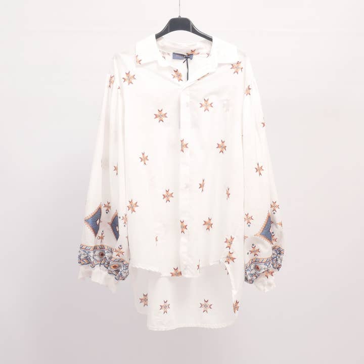 Chemise en coton brodée étoiles TDM50722-7 pour la vente par Cecile Wang