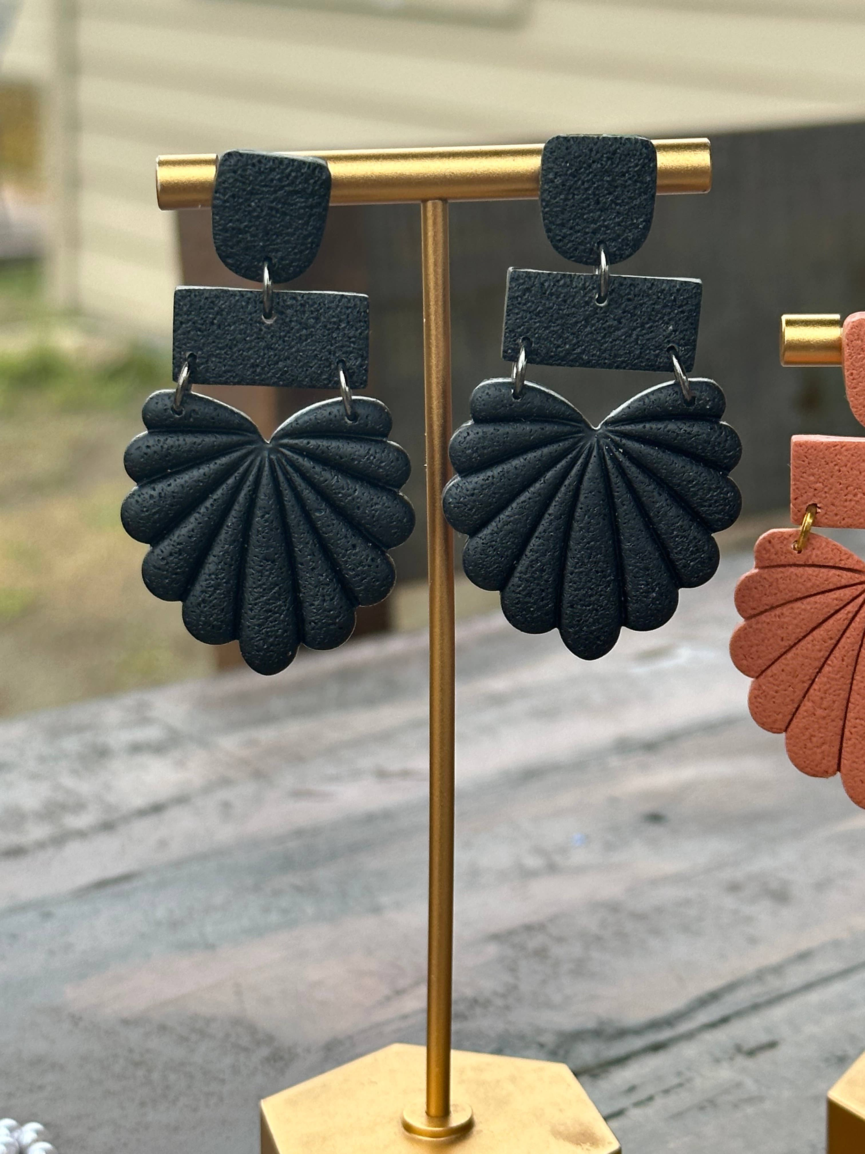 TheFoxJewelsCo - Wholesale Dangle Earrings - Boho Clay Earrings, Simple Style, Neutrals5