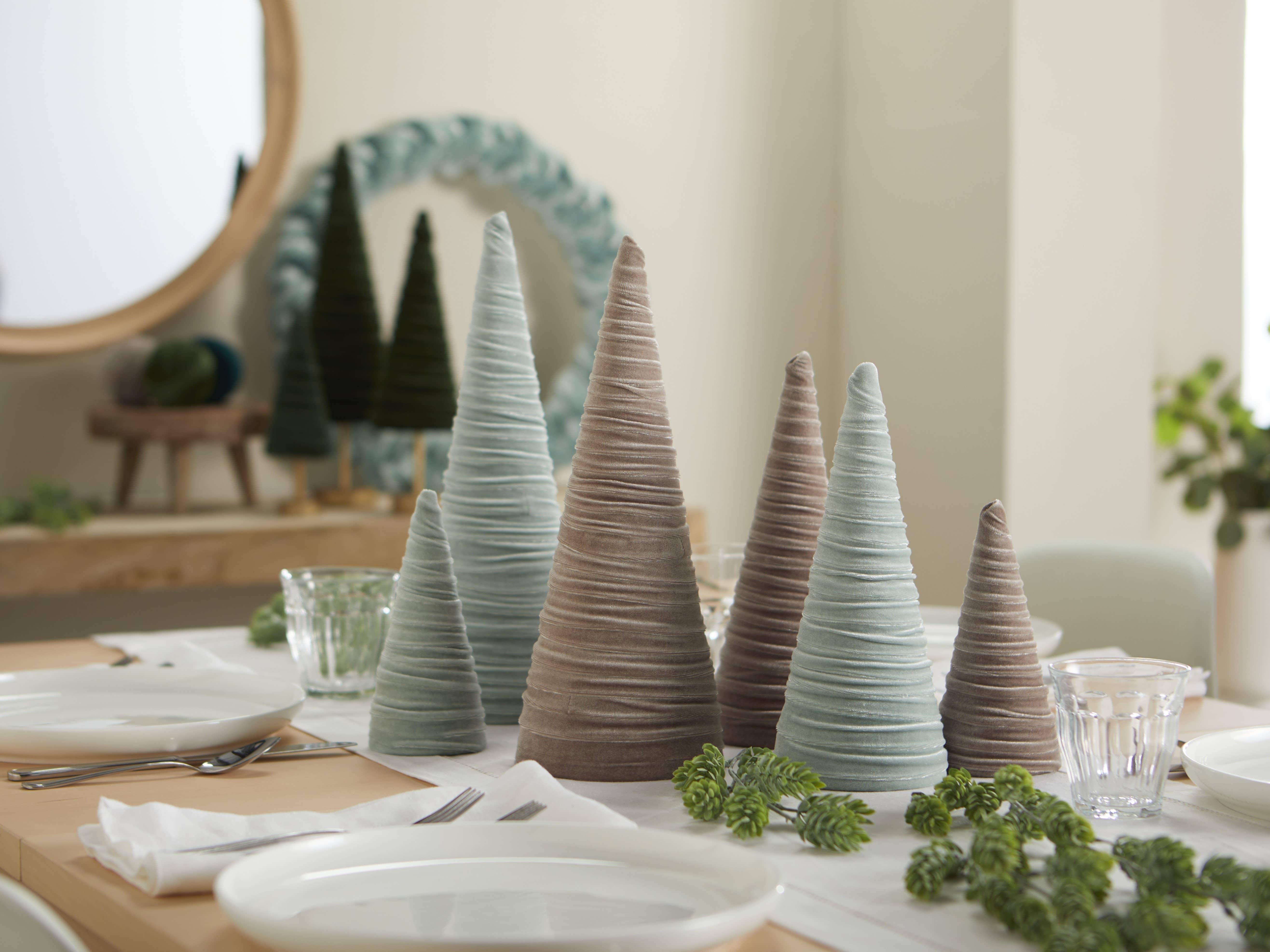 Your Heart's Content - Wholesale Decorative Tabletop Object - Trees Velvet Small, Elegant Bookshelf, Spring Elegance, Gift11