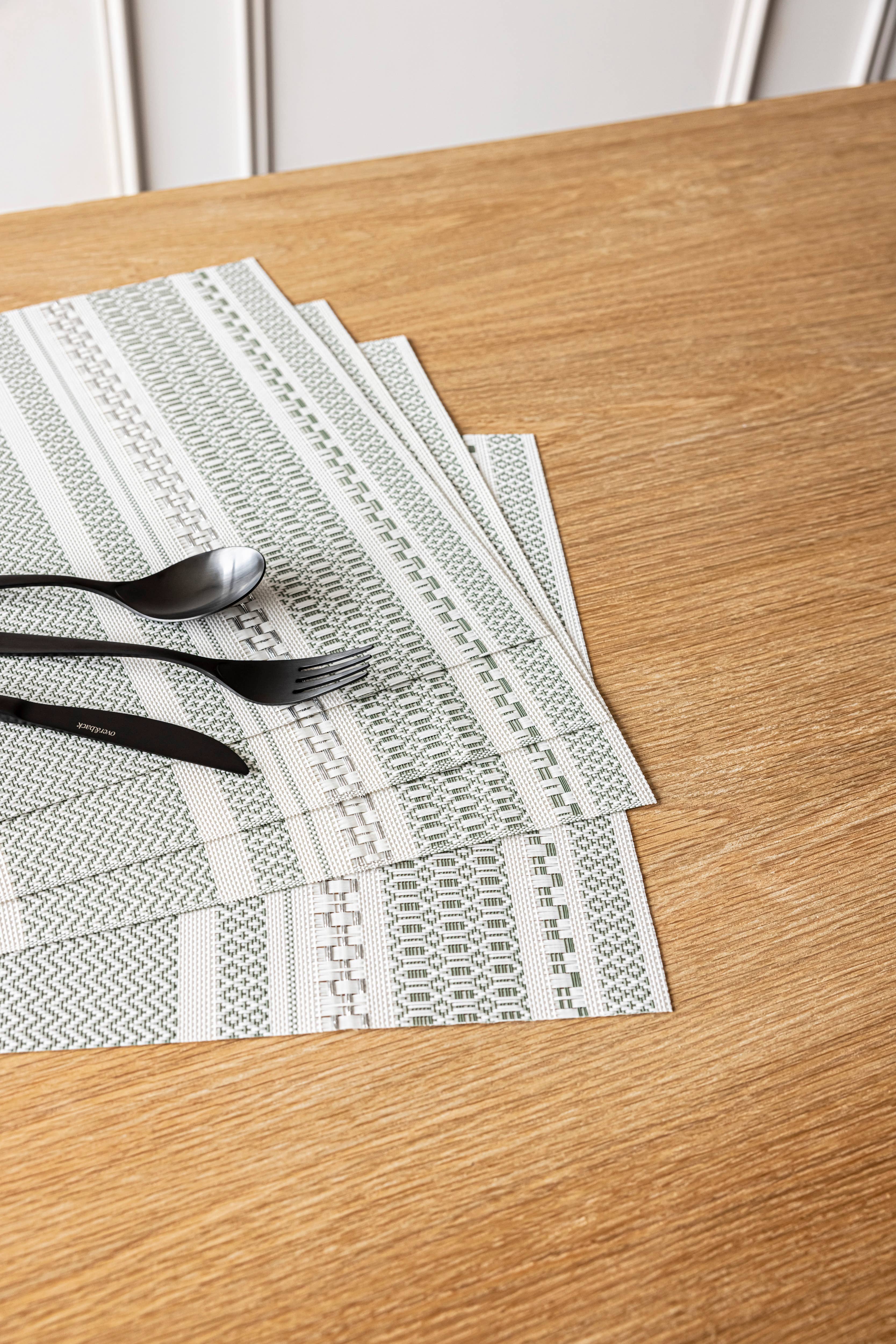 over&back - Wholesale Placemat - Reversible Woven Placemats – Set of 420