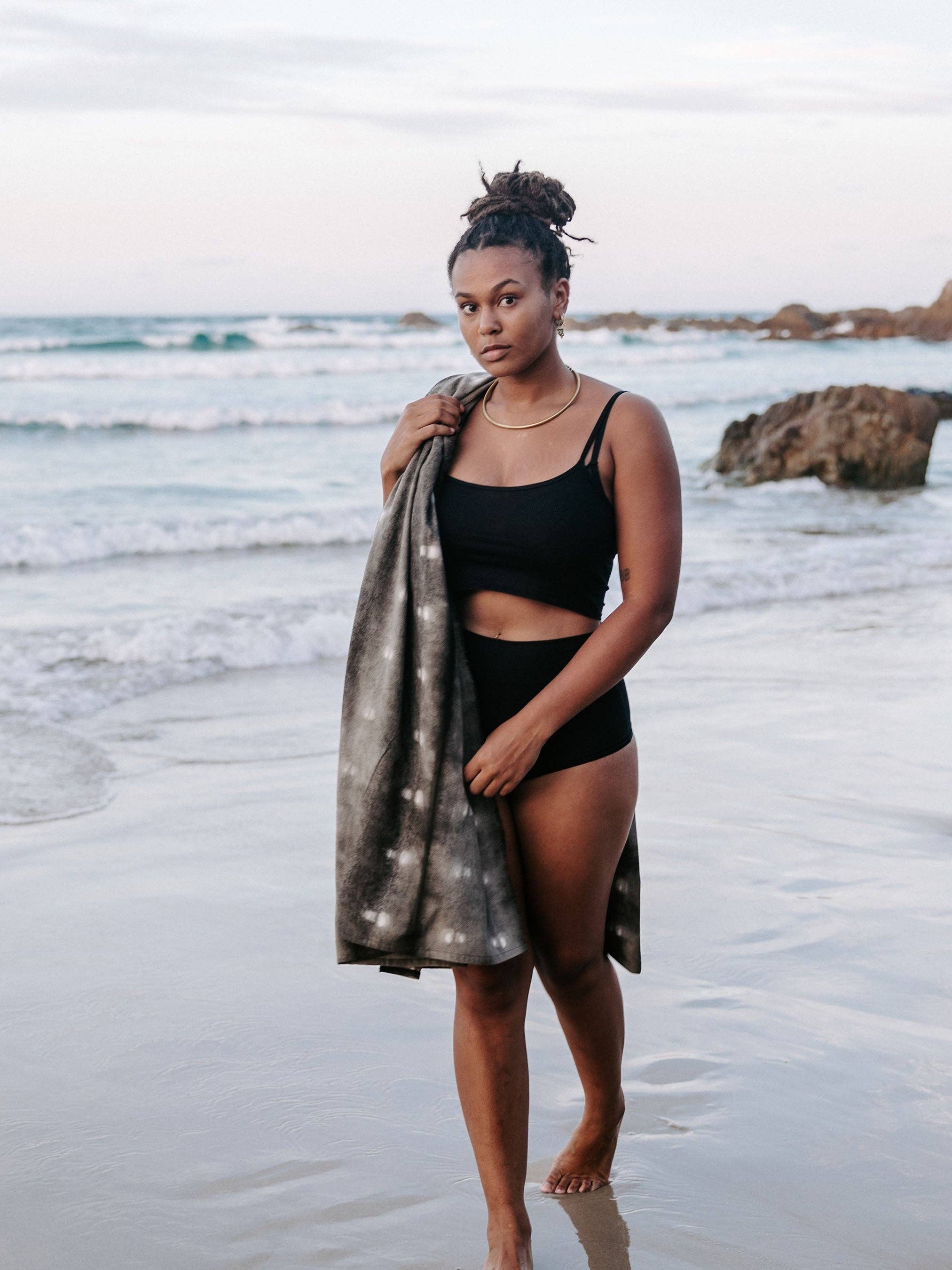 IDIS - Wholesale Throw blanket - Charcoal Plant Dye Throw6