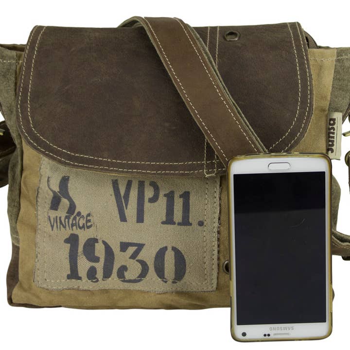 Sunsa - Wholesale Messenger Bag - Women's - Sunsa women's messenger bag. small vintage shoulder bag