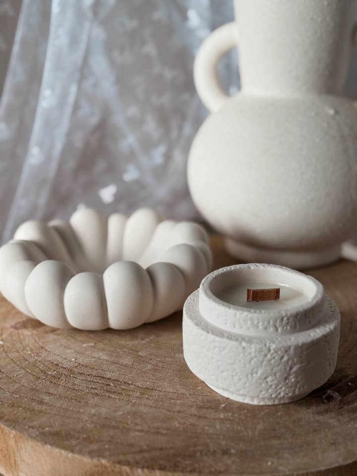 Textured candle, color of your choice for wholesale by My Milky Candle