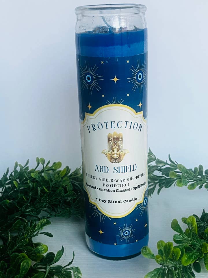 Protection & Shield - Ritual Candle with Obsidian & Herbs for wholesale by Moonsence