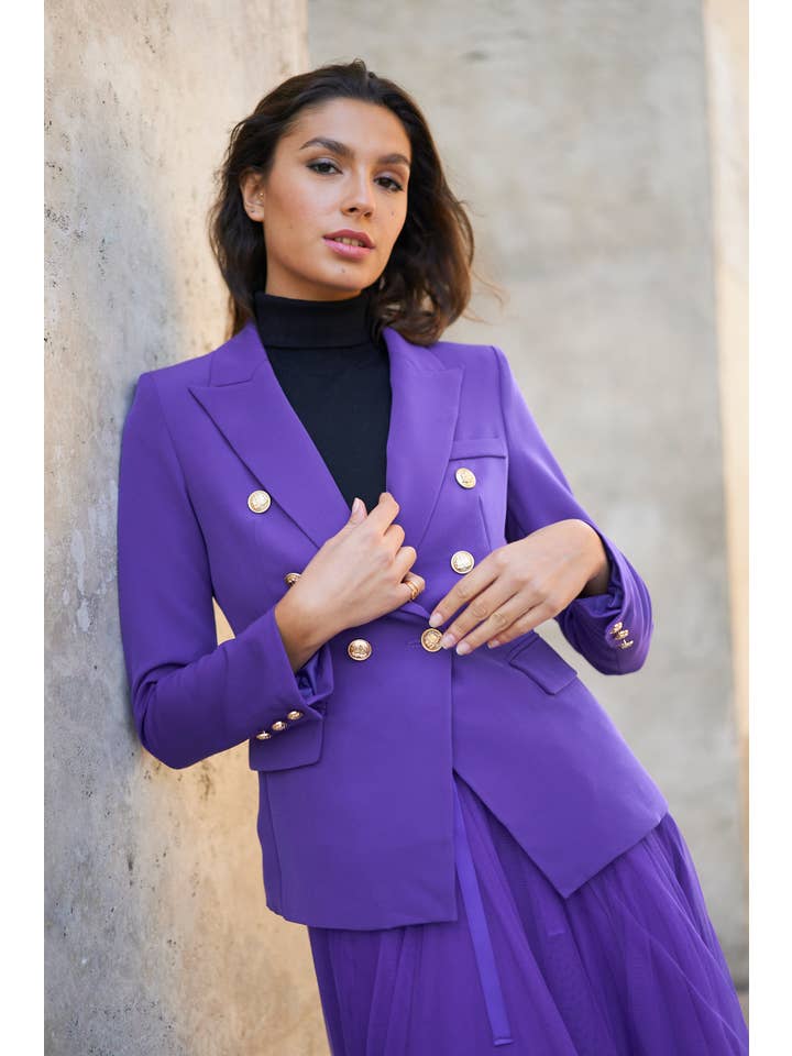 Attentif Paris – Großhandel Blazer – Damen – Attentif Paris zeitloser taillierter Blazer mit doppelreihigem Goldknopfmuster74