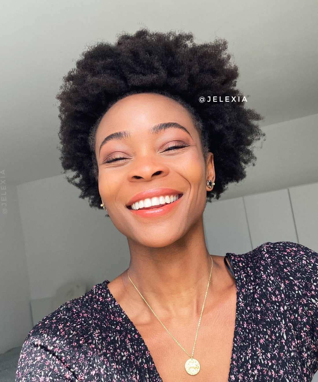 Love Local Jewelry - Venta al por mayor Collares con colgantes/abalorios - Collar ajustable de cable 18K Oro y Plata 925 con colgante redondo Tauro9