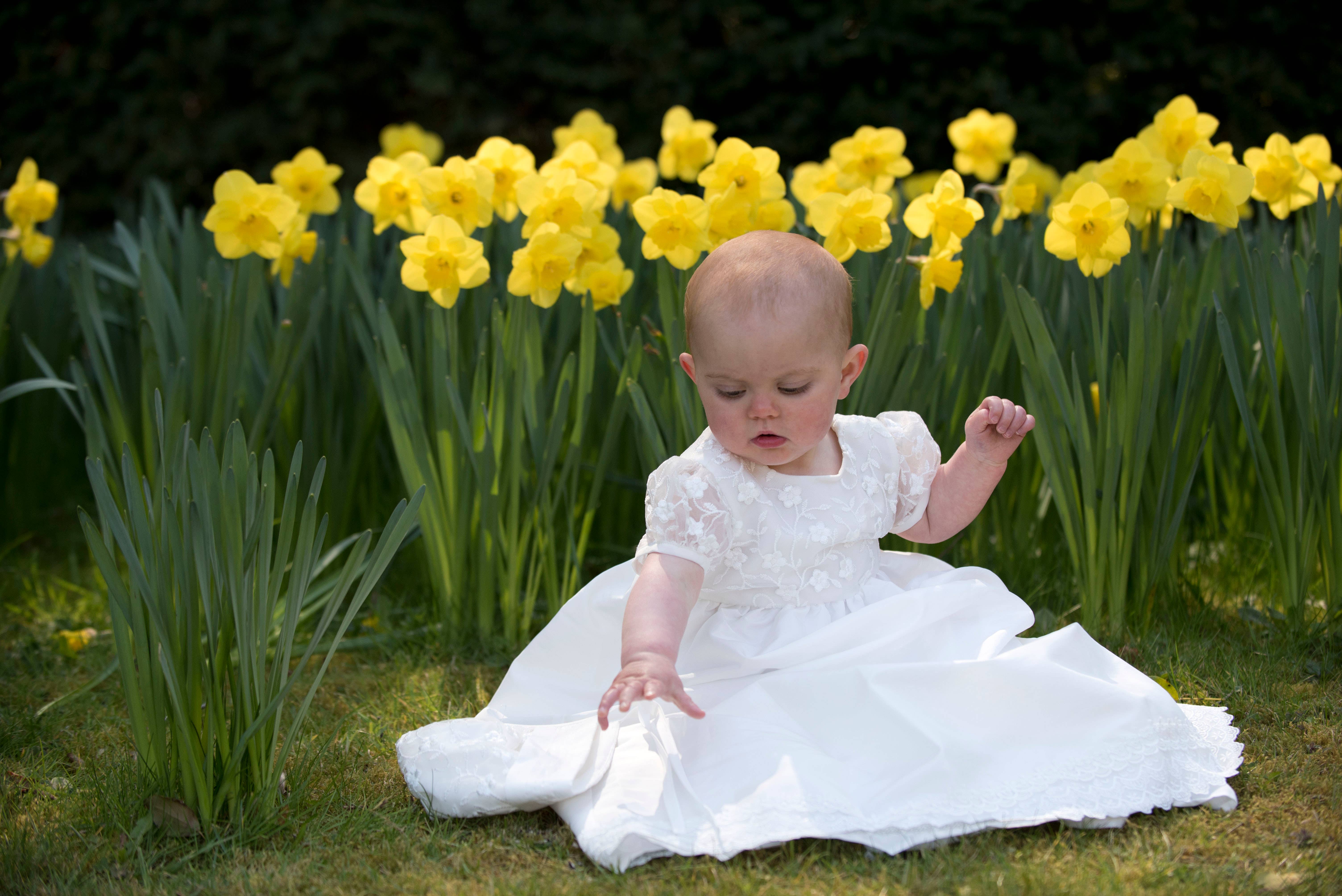 The Heritage Collections – wholesale Clothing set – Baby – Traditional Lace Bodice Christening Robe & Matching Bonnet5