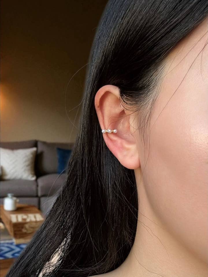 Orecchini a clip in acciaio inox per non forati 124AQ353 per la vendita all'ingrosso da parte di BYREN | ÉLINE L'ATELIER