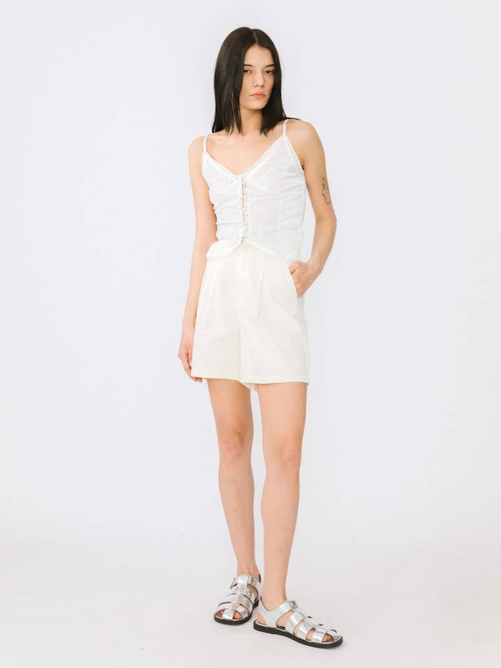 CUBIC - Wholesale Shorts - Women's - A-line Pleated Tailored Shorts24