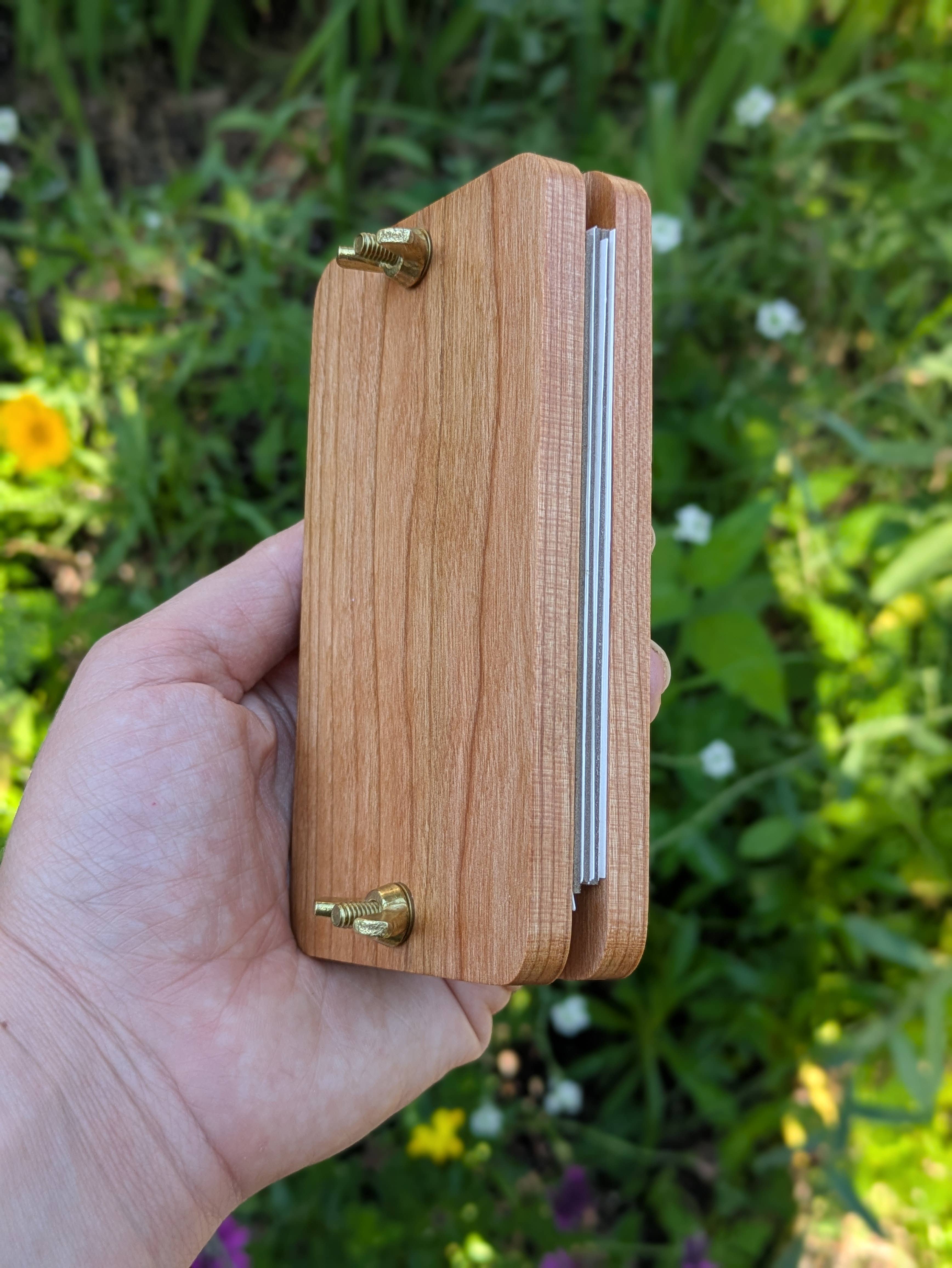 Macon Makes - Wholesale DIY Craft Kit - Pocket Flower Press Made From Genuine Hardwood | 3"x5"9