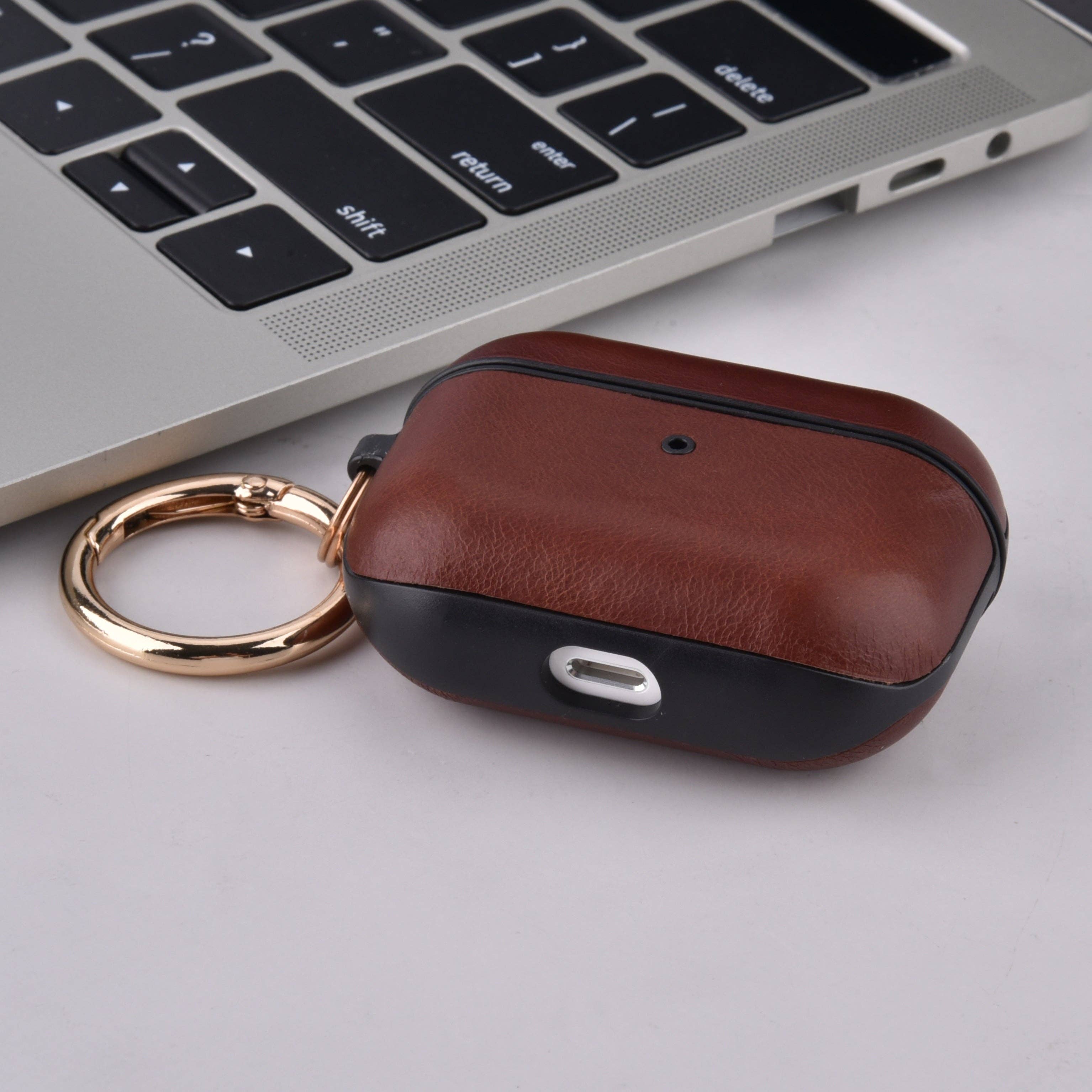 Worryfree Gadgets - Wholesale Earphone/Headphone Case - Unisex - Leather Case for Apple AirPod Pro with Keychain3