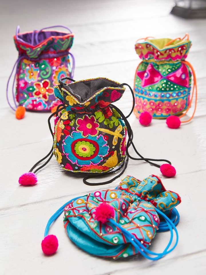 Bolsa con cierre de cordón bordada a mano para venta al por mayor de Namaste