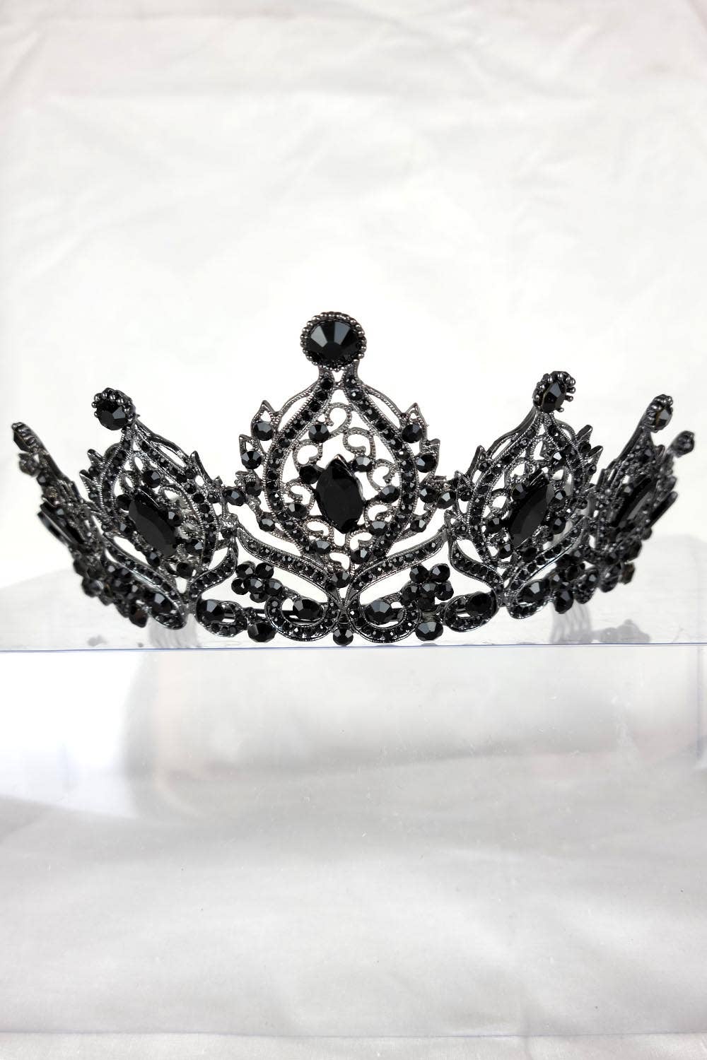 Chicas - Wholesale Tiara - Women's - One Size Fits All Tiara With Jewels HT93337