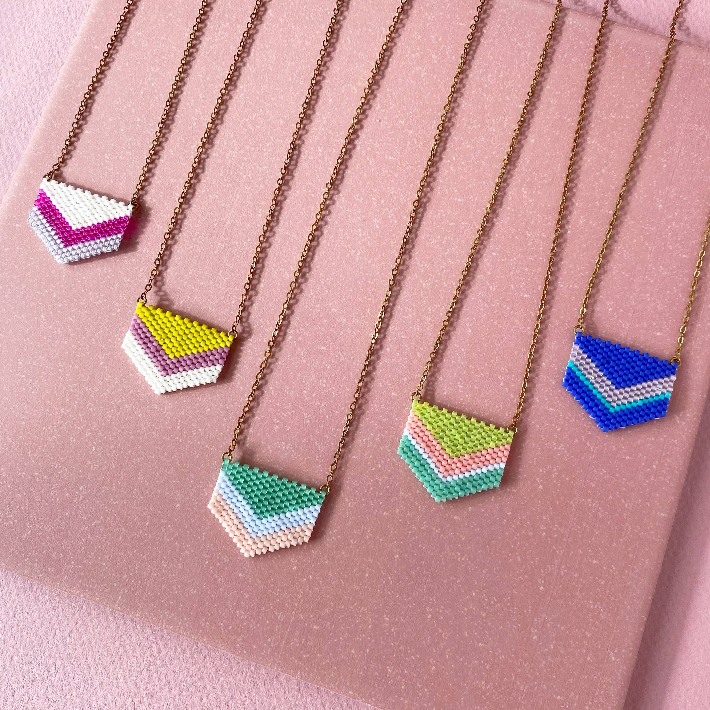 Loela – wholesale Pendant/charm necklace – Chevron Seed Bead Necklace8