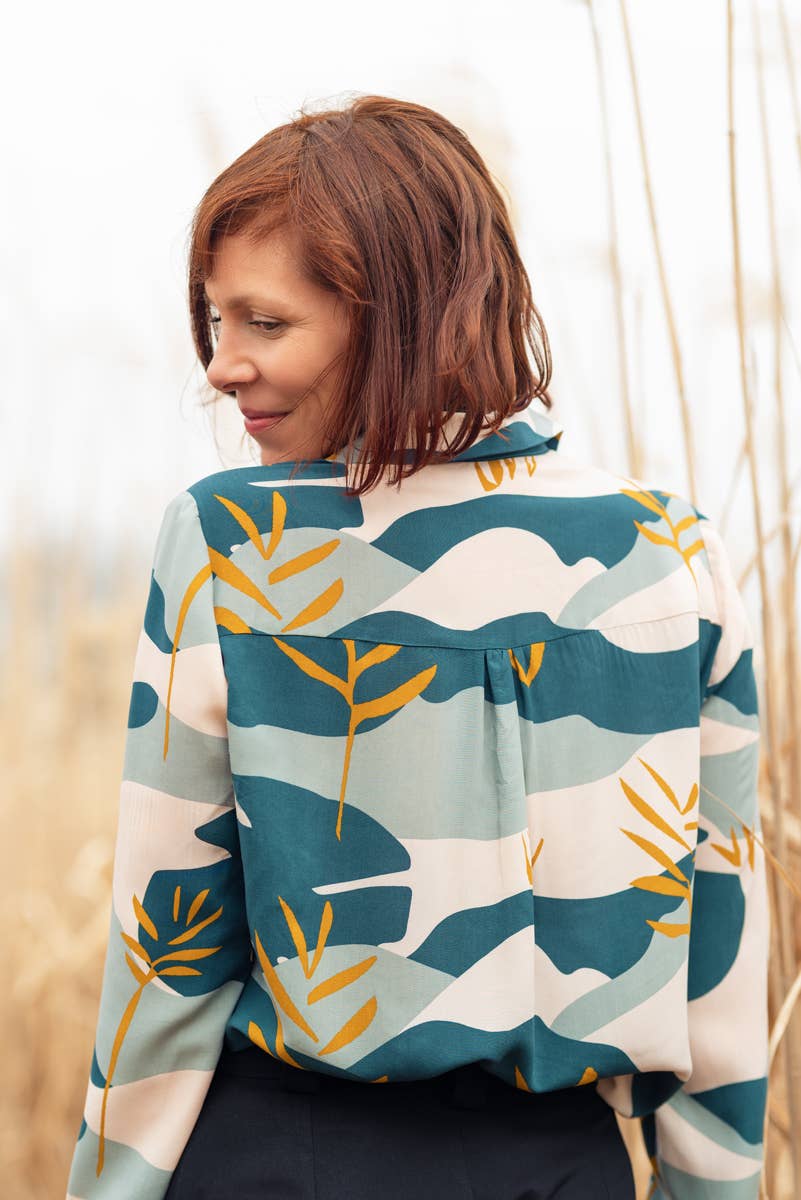 Eglantine et Zoé - Wholesale Fabric - Solis Green Viscose Poplin Fabric5