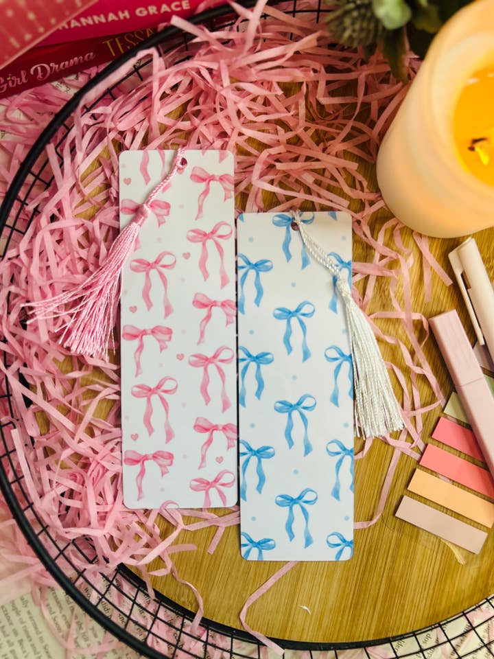 Cute Bow pattern Bookmark – Aesthetic Pink & Blue Ribbon Bookmarks for wholesale by TheBookShack