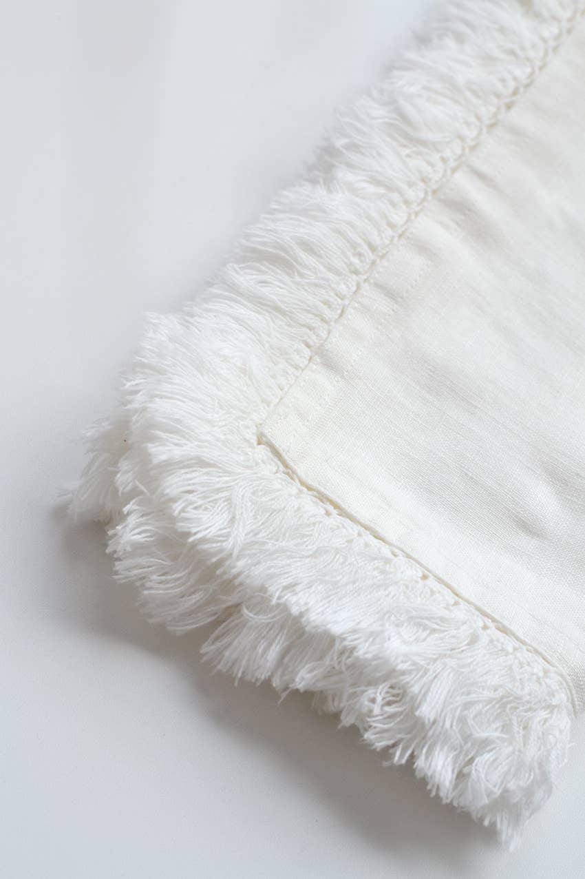 Linen Way Inc. - Wholesale Dinner & Cloth Napkin - Artisan Linen Napkin with Fringed Edges - in 5 colors4