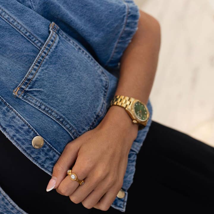 HARLEE RING and other Purchase Wholesale har pynt. Free Returns & Net 60 Terms on Faire trending on Faire.