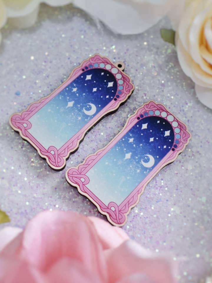 Portail Galactique Rose & Sarcelle - Broche/Magnet/Porteclef en Bois pour la vente par Felfira Moon Designs