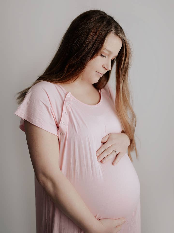Three Little Tots - Wholesale Dress - Maternity - Light Pink Mommy Labor and Delivery/ Nursing Gown0
