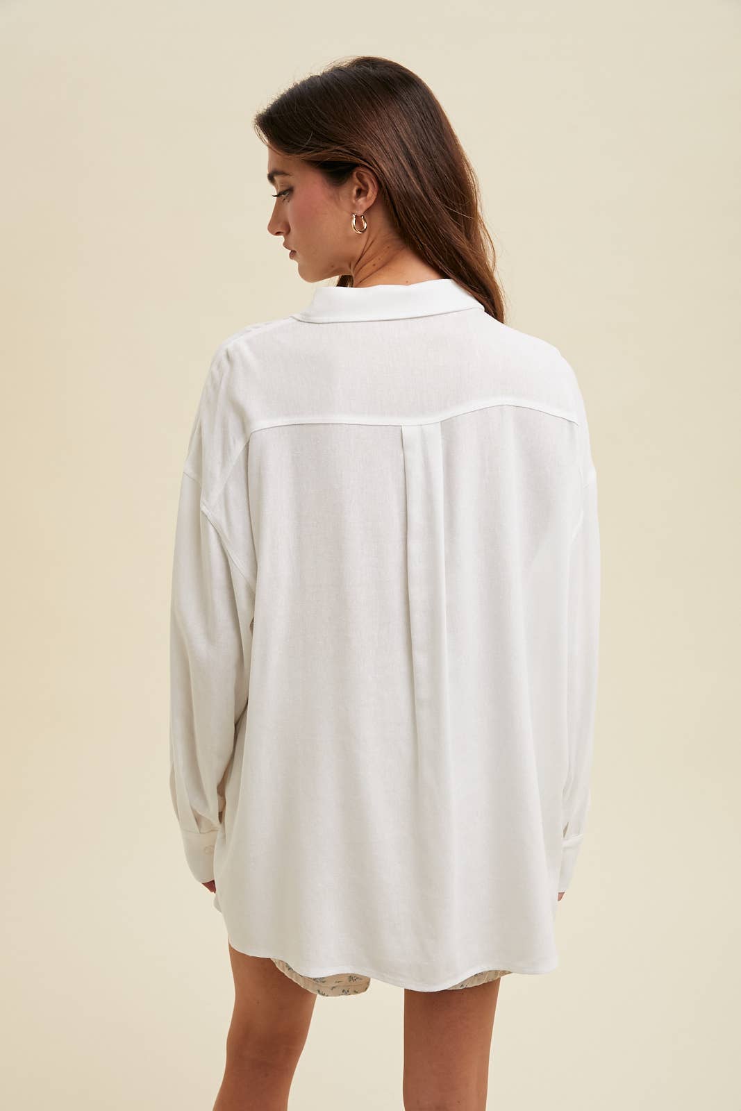 Wishlist Apparel - Vente Chemise à col boutonné – femme - CHEMISE À DÉTAILS BOUTONNÉS SUR LES CÔTÉS/WL24-98043