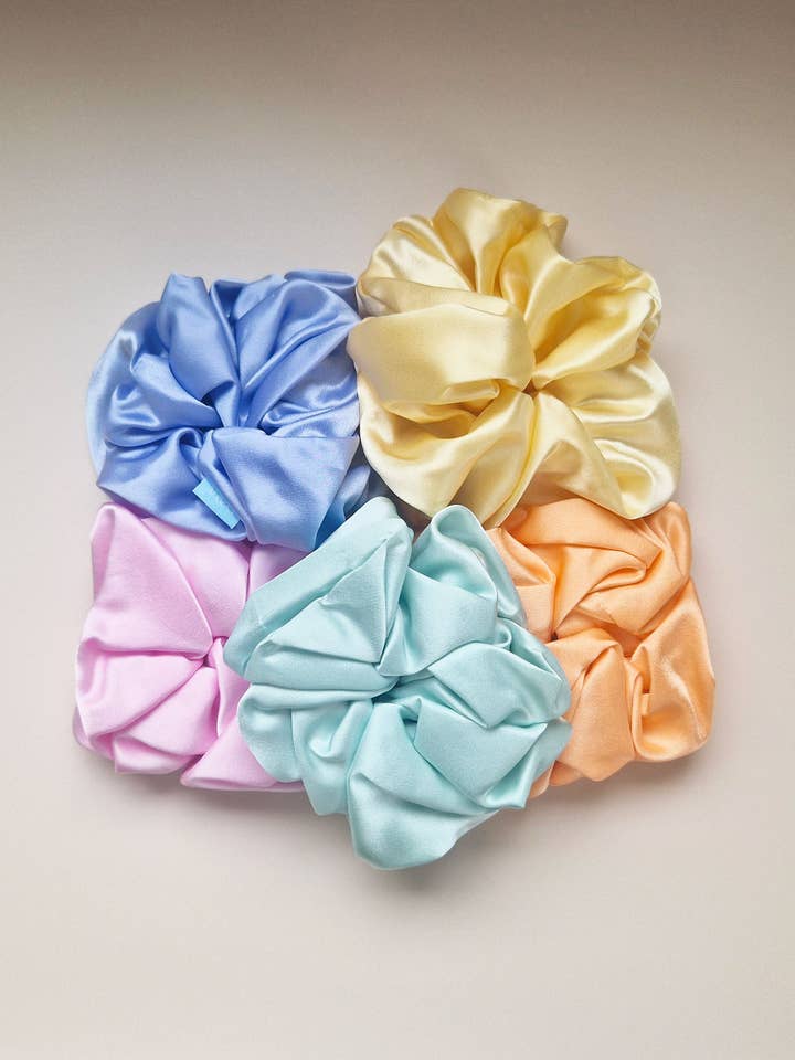 Chouchou "Mr Big" - Spring Capsule - Limited Edition for wholesale by Venus and Gaia