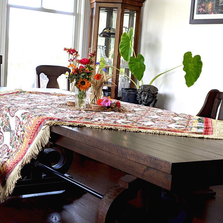 Tache Home Fashion - Wholesale Tablecloth - Tache Elegant Ivory Colorful Ornate Paisley Woven Tapestry Tablecloth (18193)3