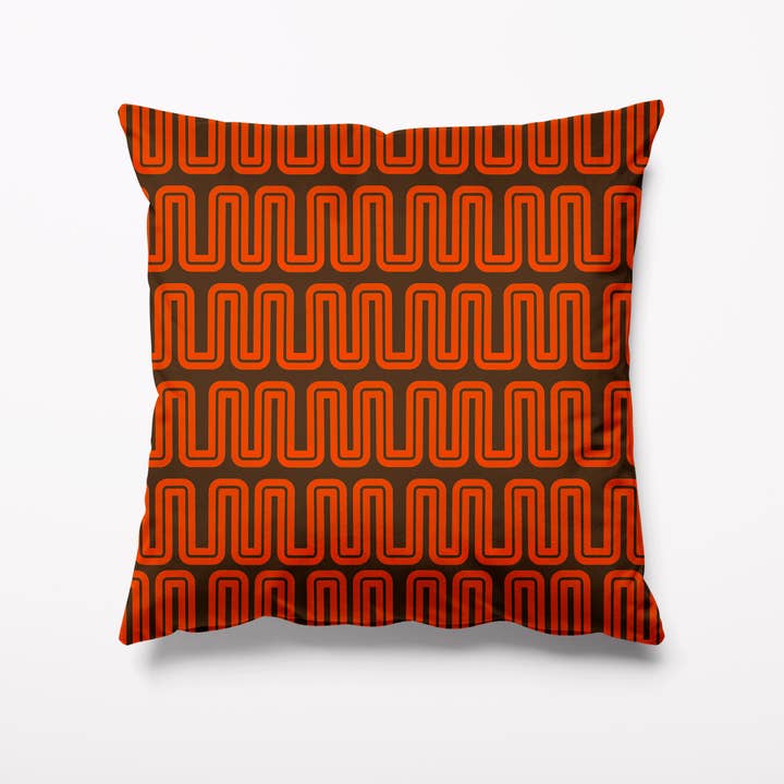 Kitsch Republic - Wholesale Throw/Decorative Pillow - GMPTE Retro Logo Velvet Cushion