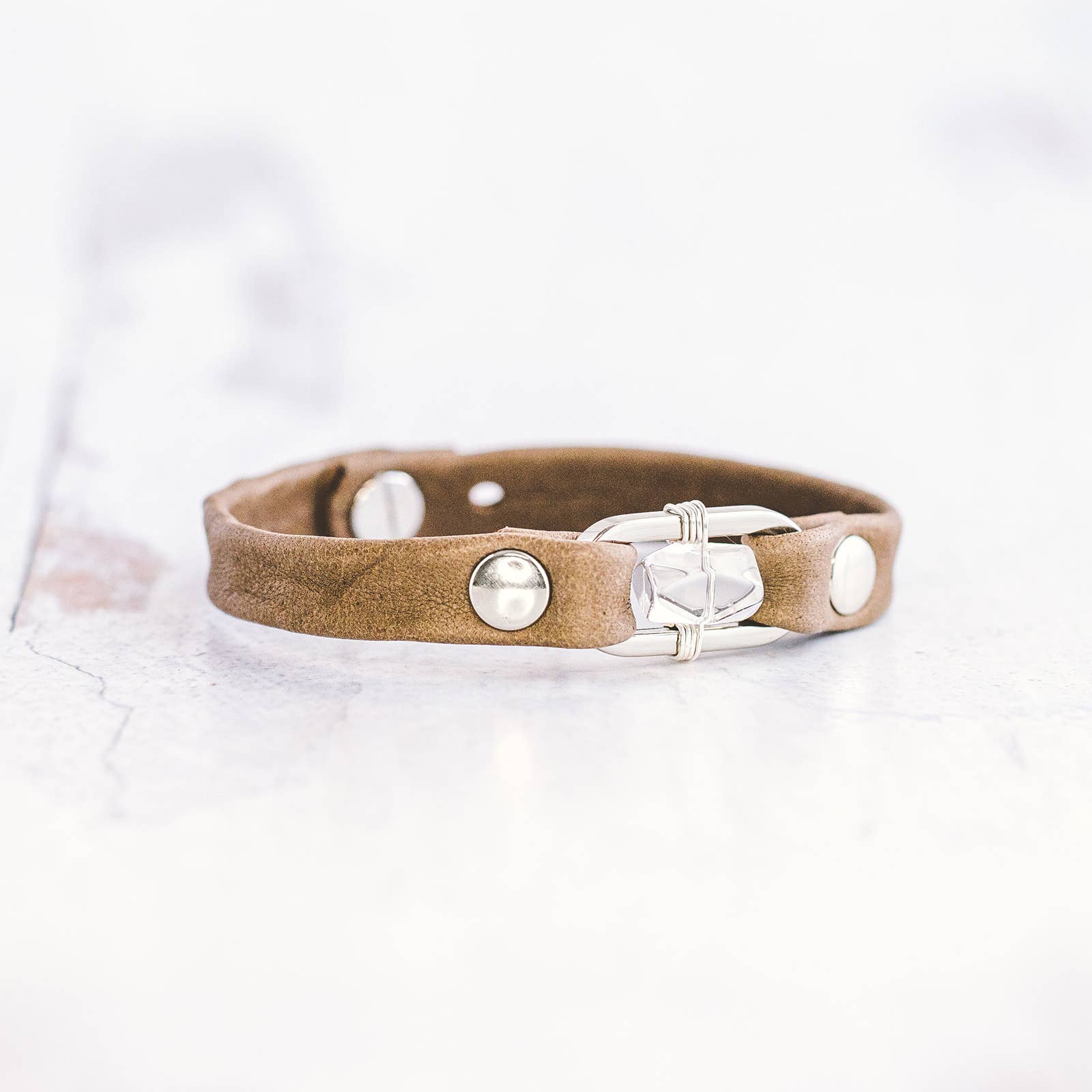 Giving Bracelets - Wholesale Bangle Bracelet - Desert Rose Leather Bracelet - Silver - Clear Quartz1