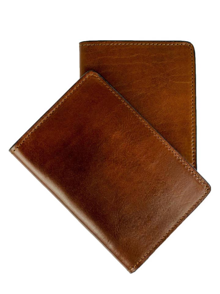 Porte-passeport en cuir - Les Voyages de Gulliver pour la vente par Time Resistance