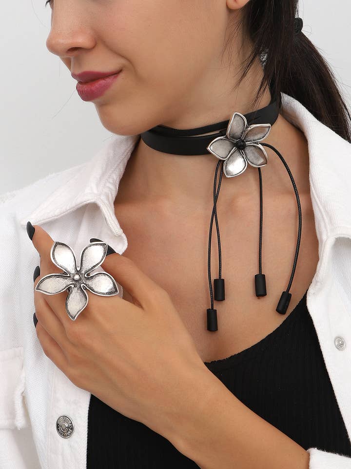 Antic Silver Plated Flover Design Jewelry Set for wholesale by AVENS