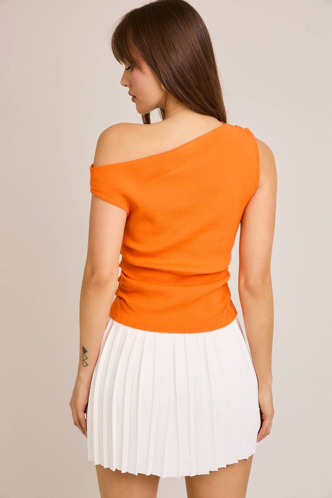 LE LIS - Vente Haut en maille – femme - TOP EN MAILLE À COL ASYMÉTRIQUE61