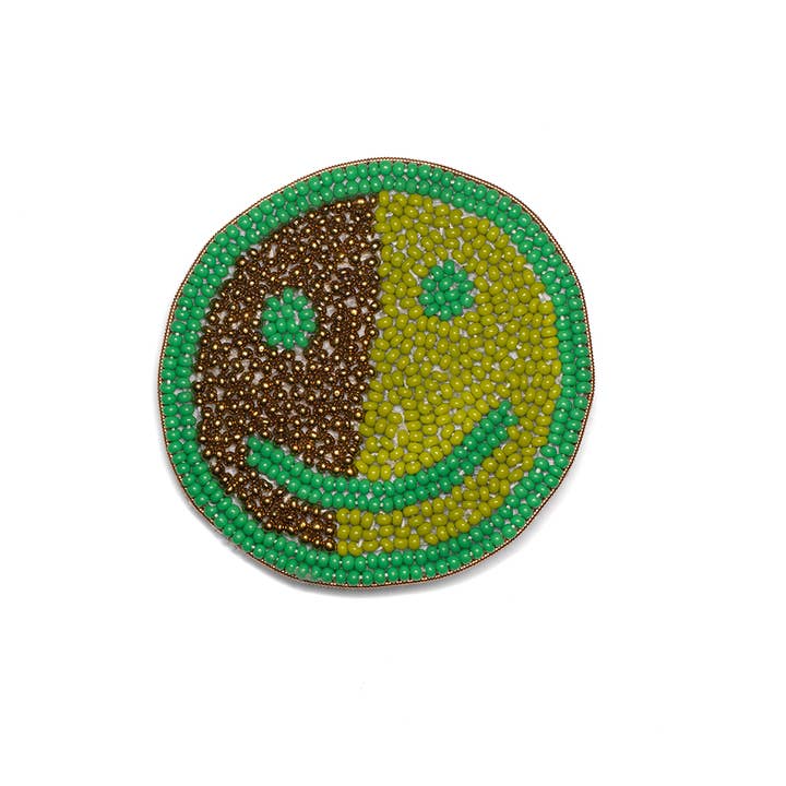 Hellen van Berkel HeartMadePrints - Wholesale Brooch - Smiley green brooch handmade