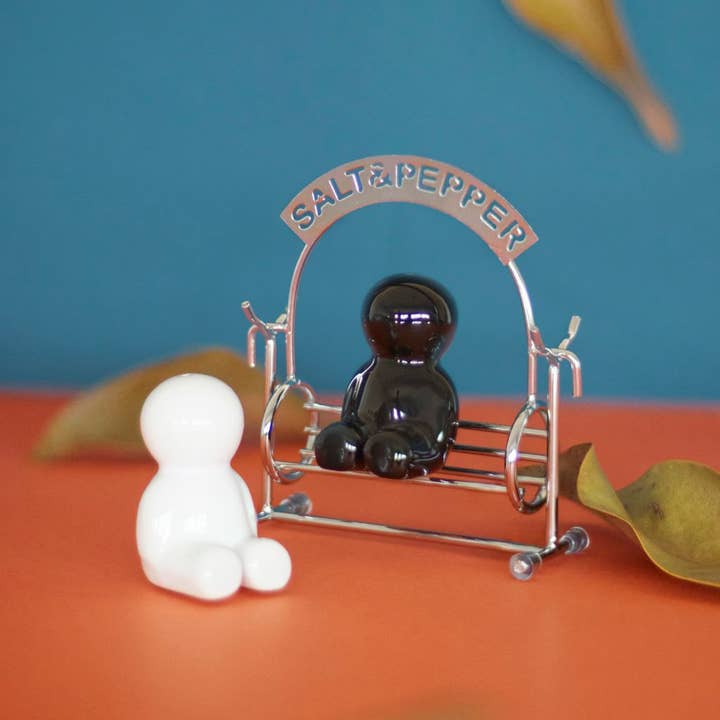 Balvi - Wholesale Salt & Pepper Shaker Set - Salt & Pepper Set, Salt & Pepper, Metal/Ceramic1