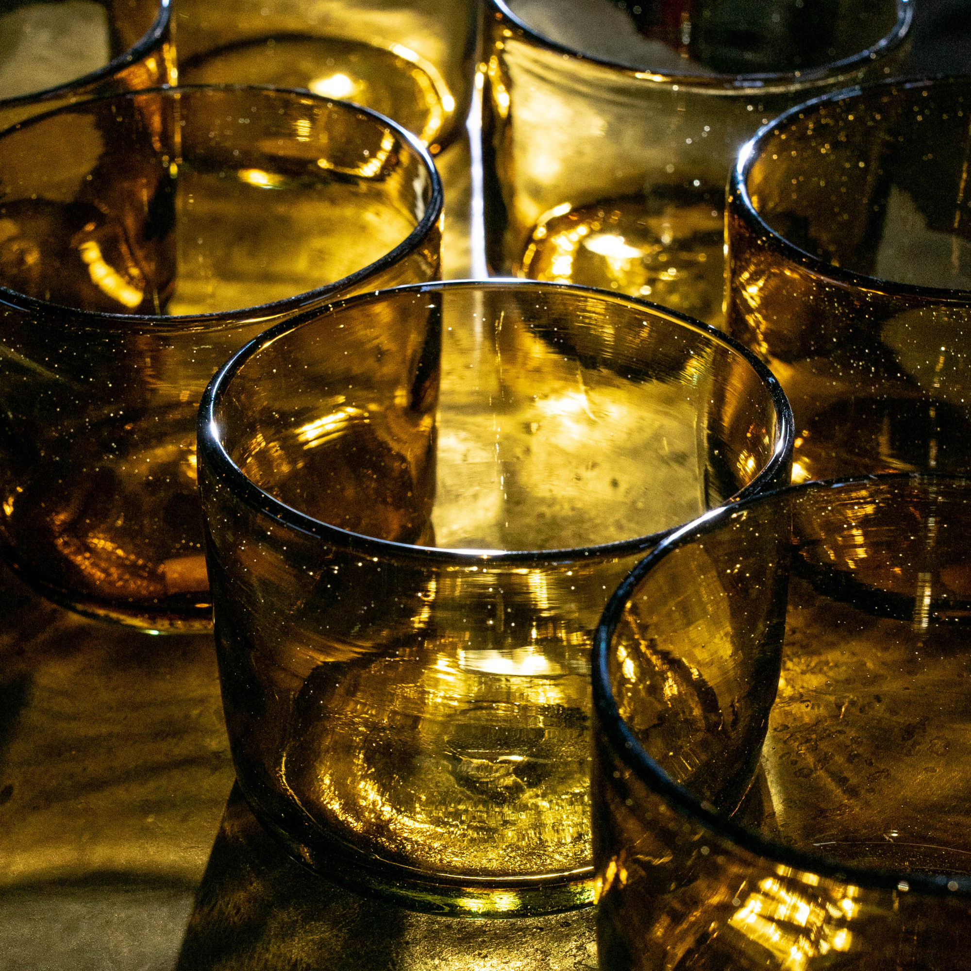 Bluecorn Candles - Wholesale Jar/Filled Candle - Scented Beeswax Candles - Pure Essential Oils - Blown Glass Holders8