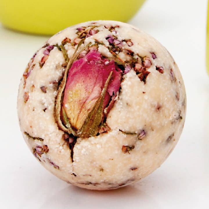 Bade Trüffel Dream Oasis - vårdande badtillsats Doft: Ros för wholesale av BadeFee