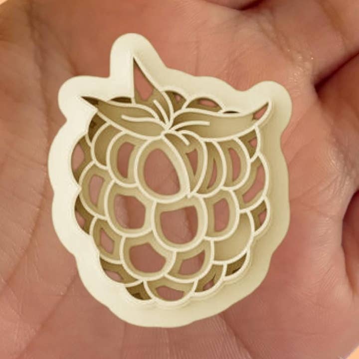 cortador de arcilla de frambuesa para venta al por mayor de Roussell Prints and Demand LLC