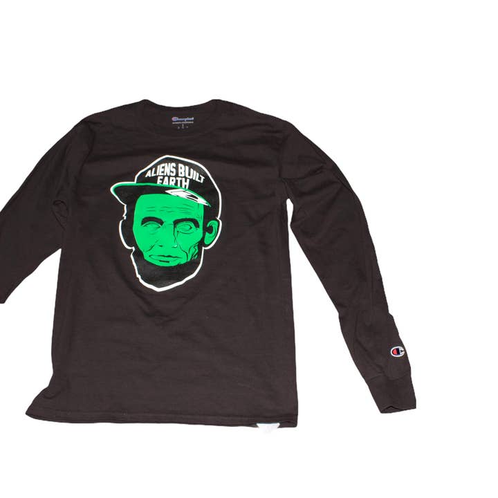 Brim of the World – Großhandel T-Shirt mit Siebdruck – Unisex – A.B.E Alien Face Champion T-Shirt mit langen Ärmeln