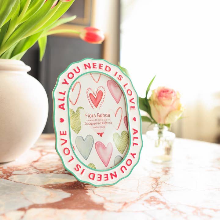 Flora Bunda Inc - Wholesale Picture frame - 4x6 "ALL YOU NEED IS LOVE"Zinc Alloy Picture Frame5