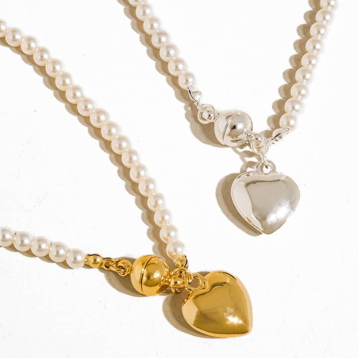 Flânerie by MAIQ - Wholesale Pendant/Charm Necklace - Gosse 18K Gold Vintage Pearl Heart Magnet Necklace
