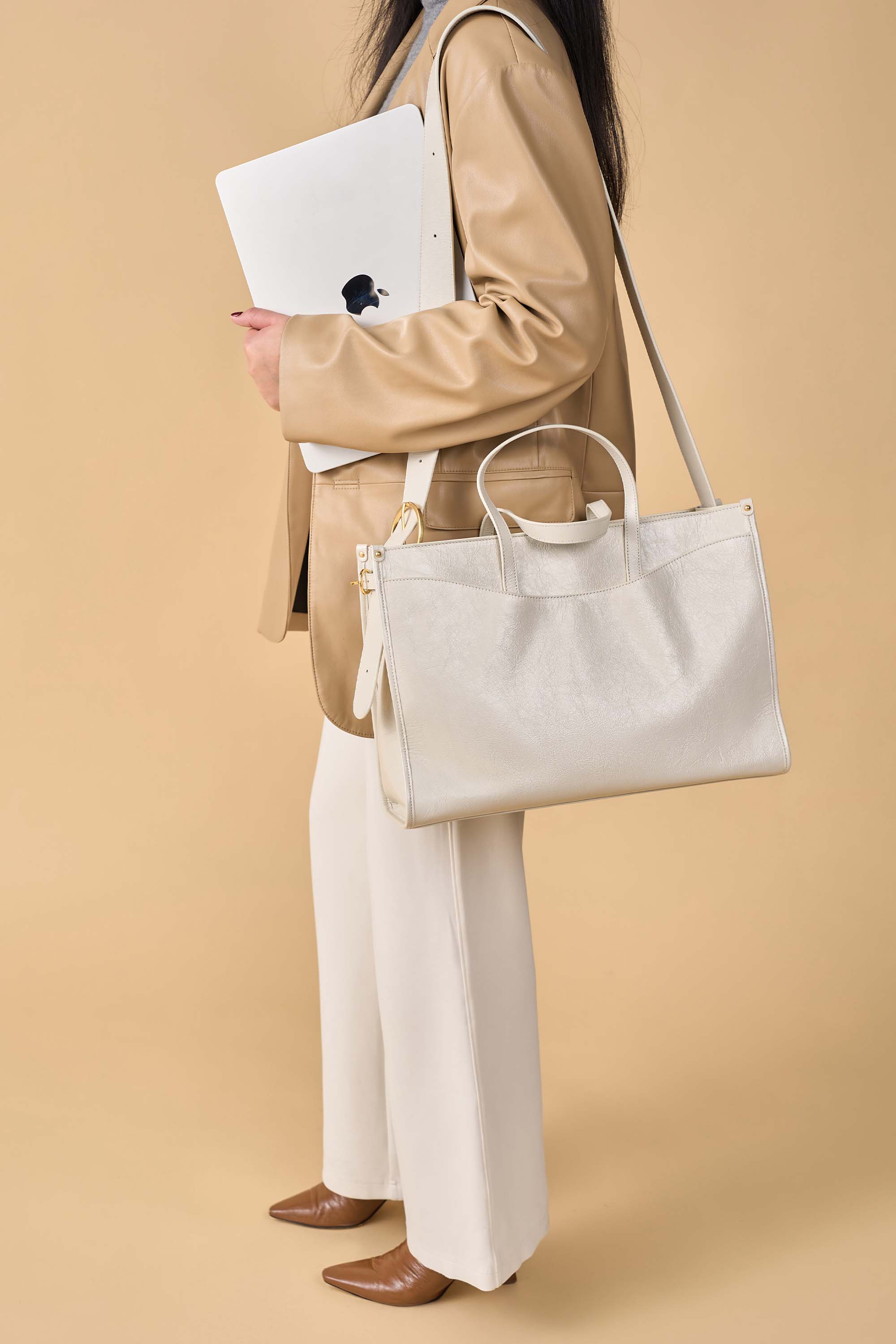 OLEADA - Wholesale Tote Bag - Women's - Reverie Tote Waxed Leather Series 6