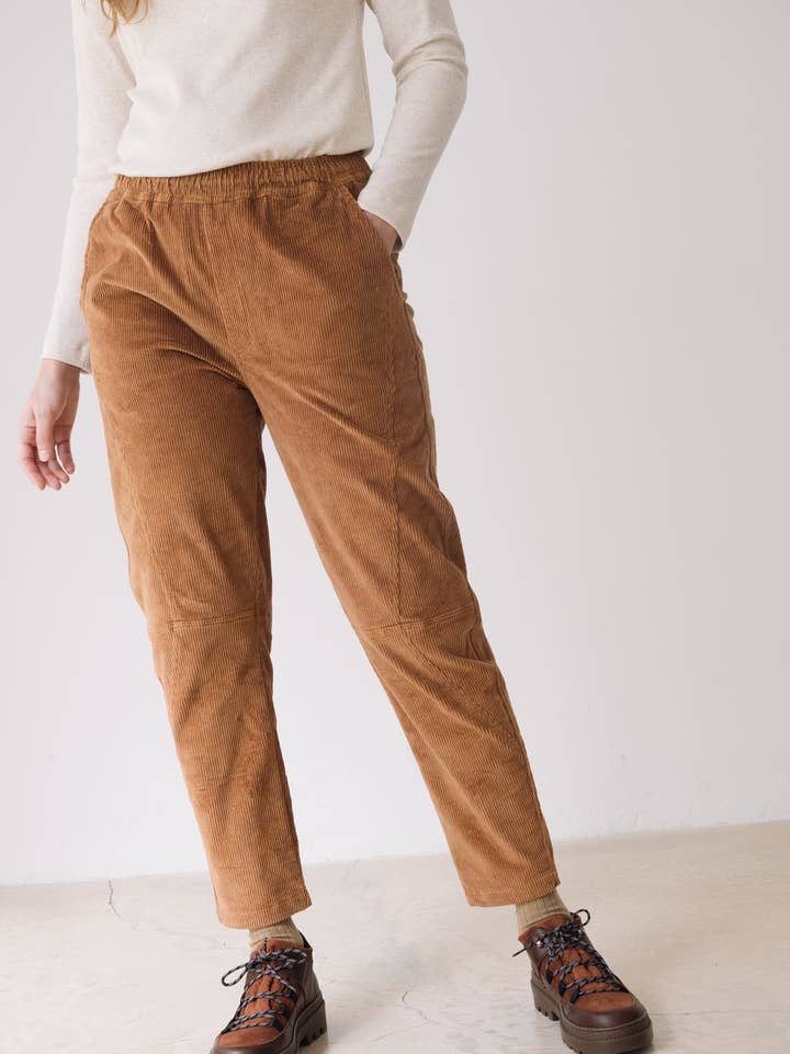 Pantalones de pana orgánica terracota for wholesale by Tiralahilacha