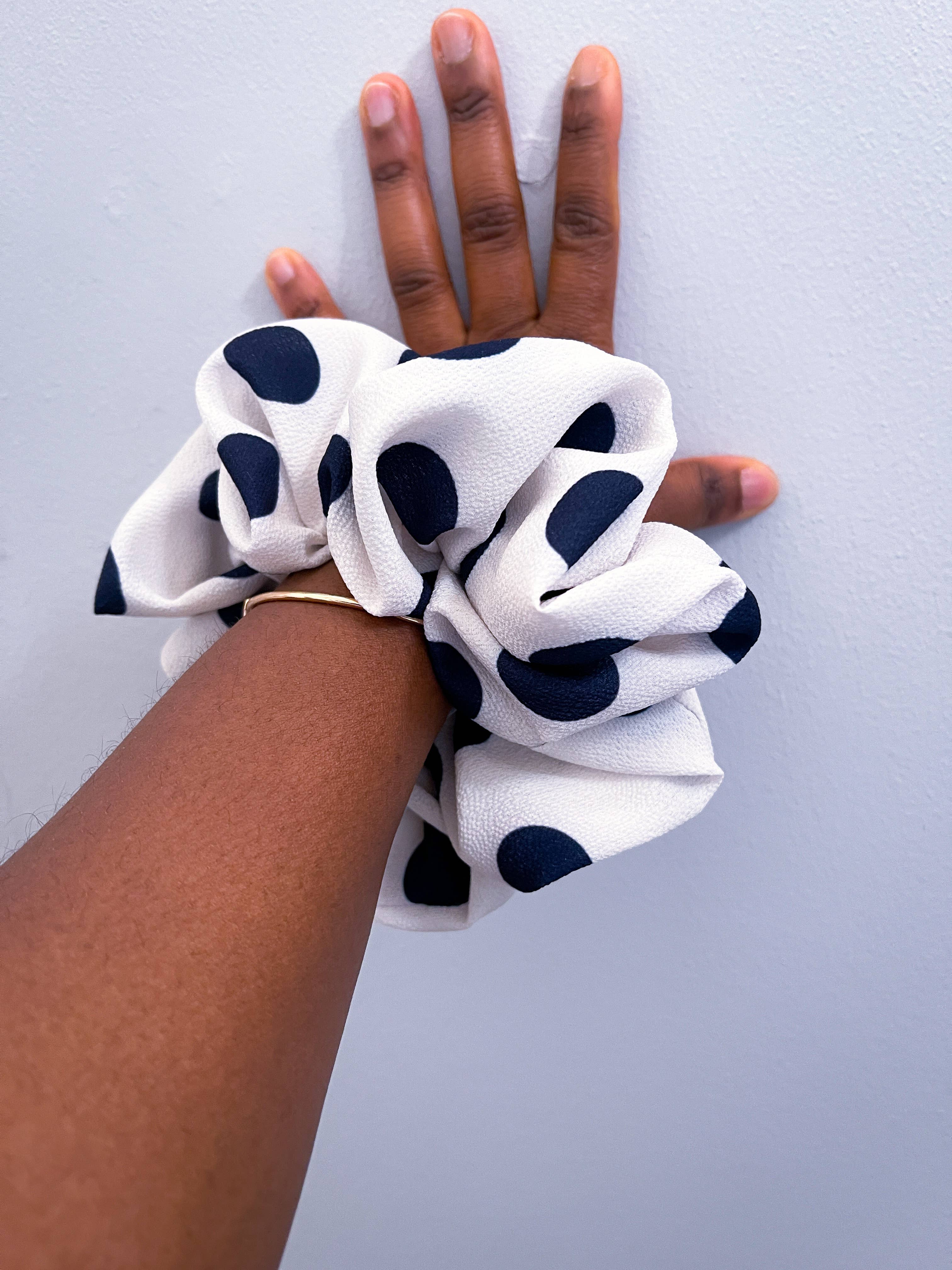 Asantewaa - Wholesale Scrunchie - Women's - Spotty Scrunchie1