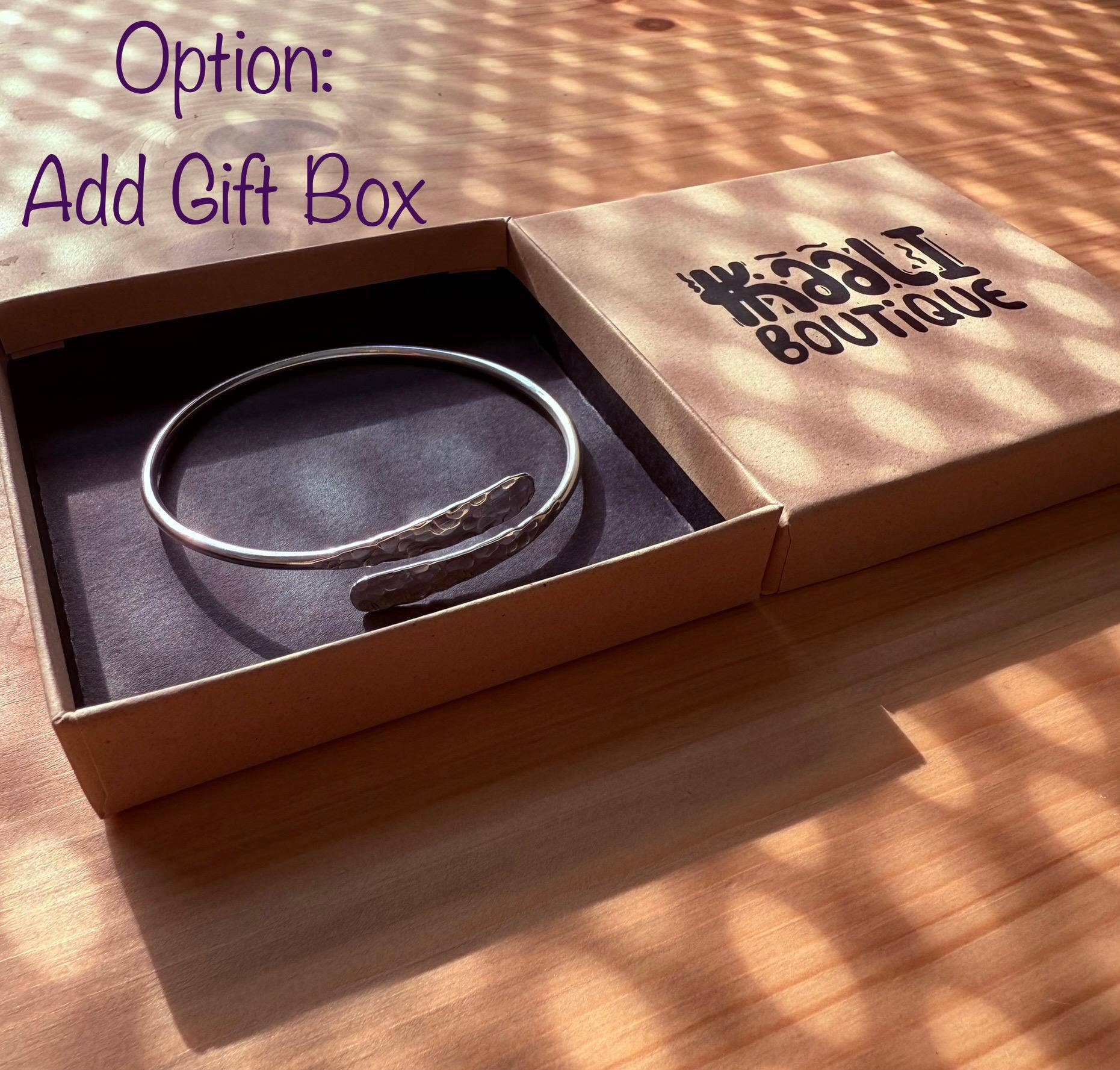 Kaali Boutique - Vendita all'ingrosso Bracciale a polsino - Bracciale in Argento Martellato, Bracciale Antiossidante3