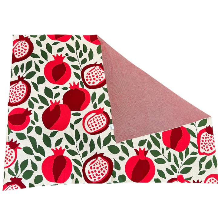 Anet’s Collection - Wholesale Throw Blanket - Pomegranate Bliss Blanket3