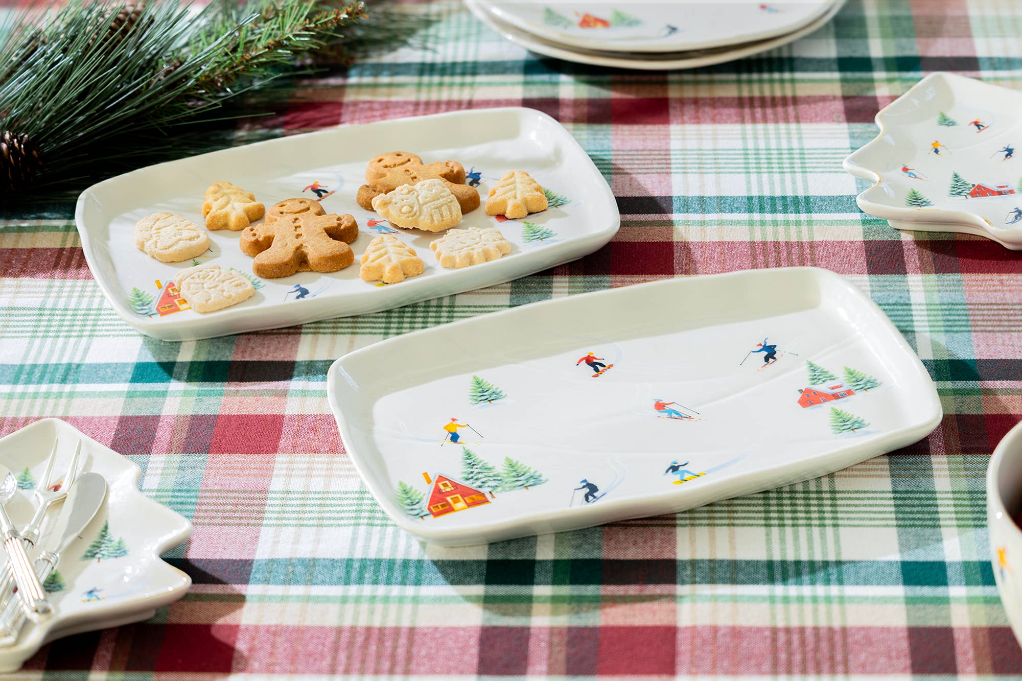 Grace Teaware - Wholesale Serving Tray - Winter Ski Slope 10.4" Serving Tray0