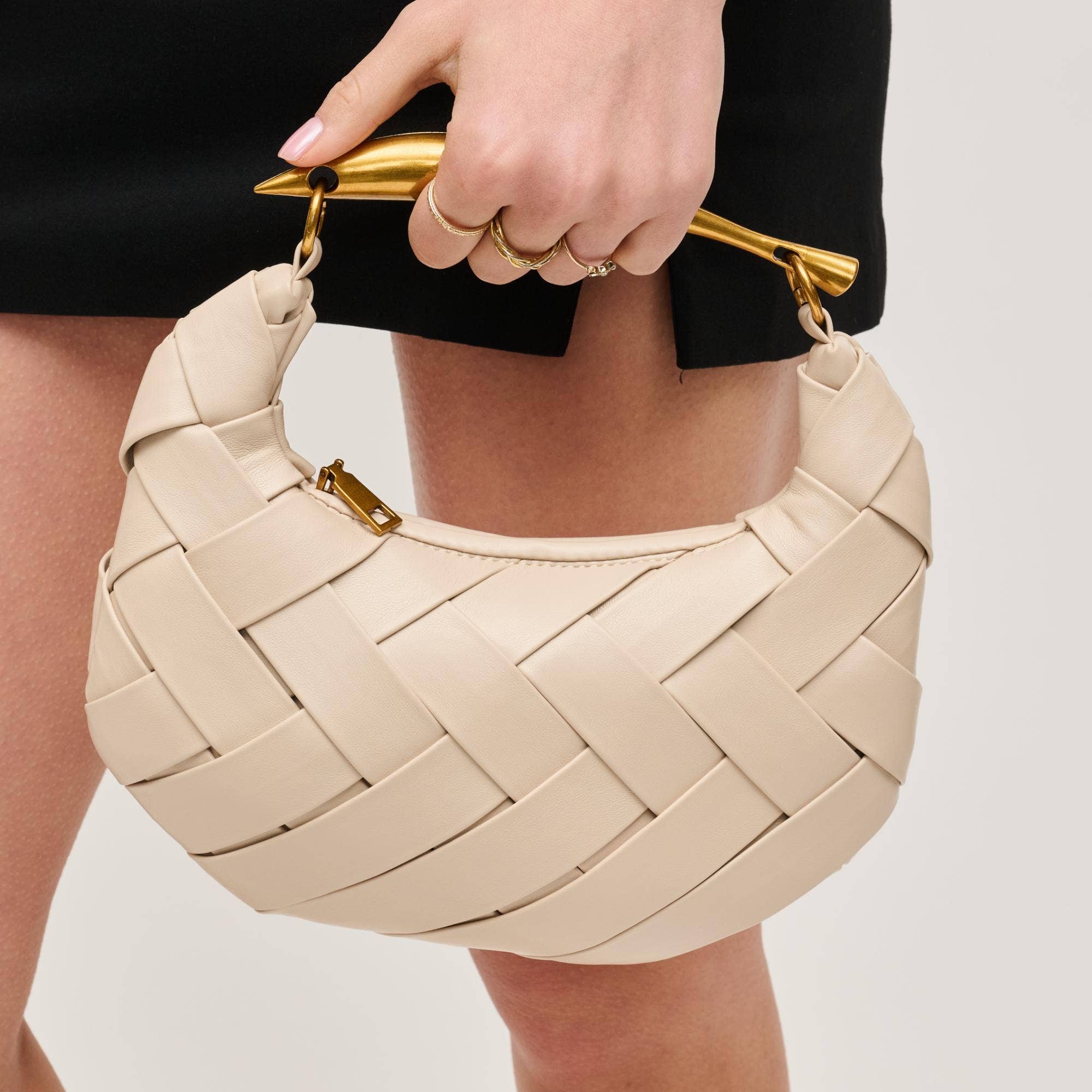 Urban Expressions – wholesale Axelväska - Dam – Ursula Vävd Crossbody11