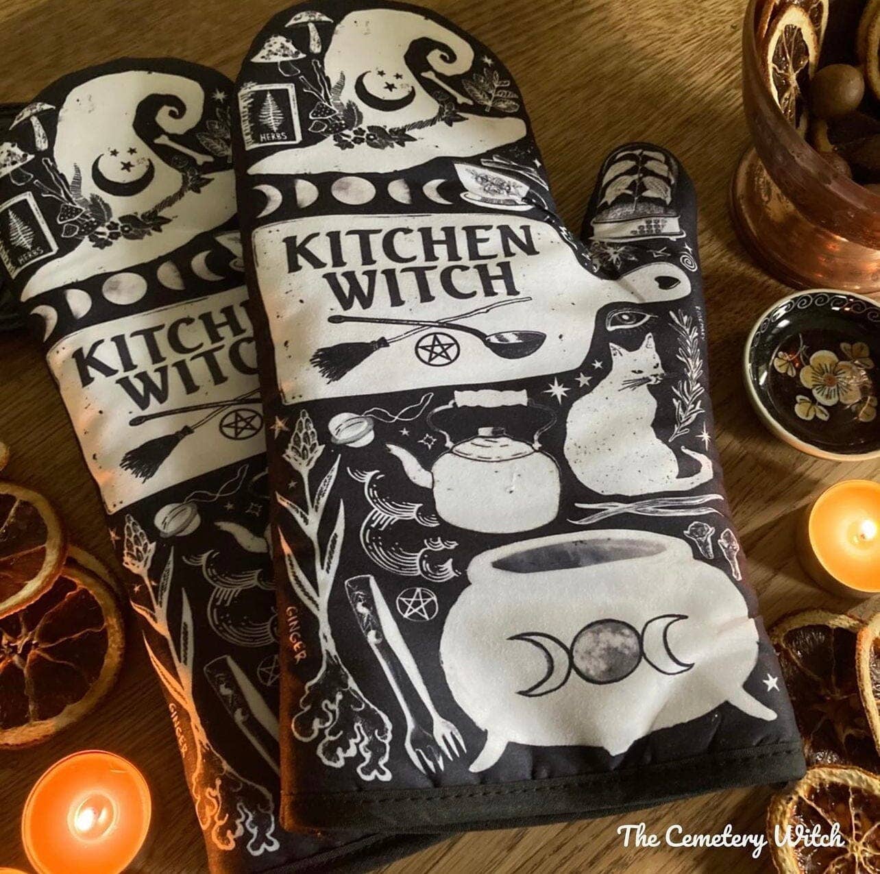Spirit Nest - Wholesale Oven Mitt/Pot Holder - Kitchen Witch Oven Mitt Set - The perfect Halloween gift!13
